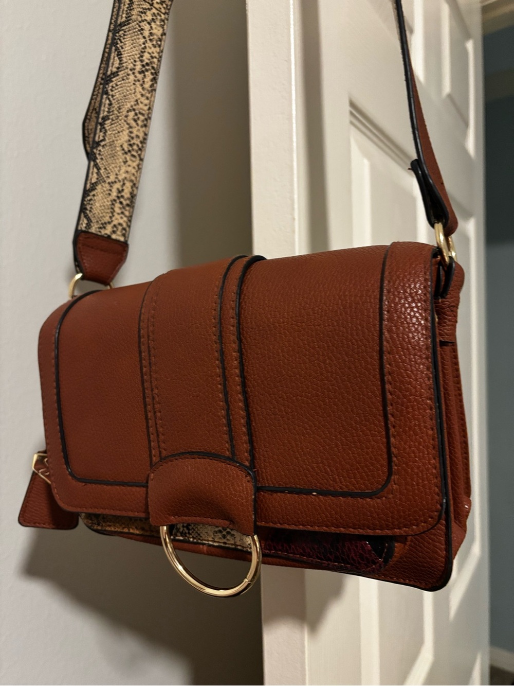 Textured Tan Crossbody Bag with Gold Ring Accent